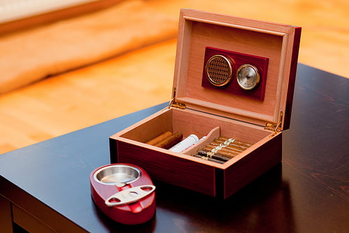 HumidorHow Long Can Cigars Stay Fresh?