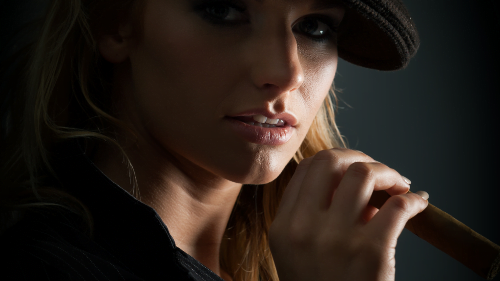 Women Cigars2Women and Cigars – It’s not just for Manly Men