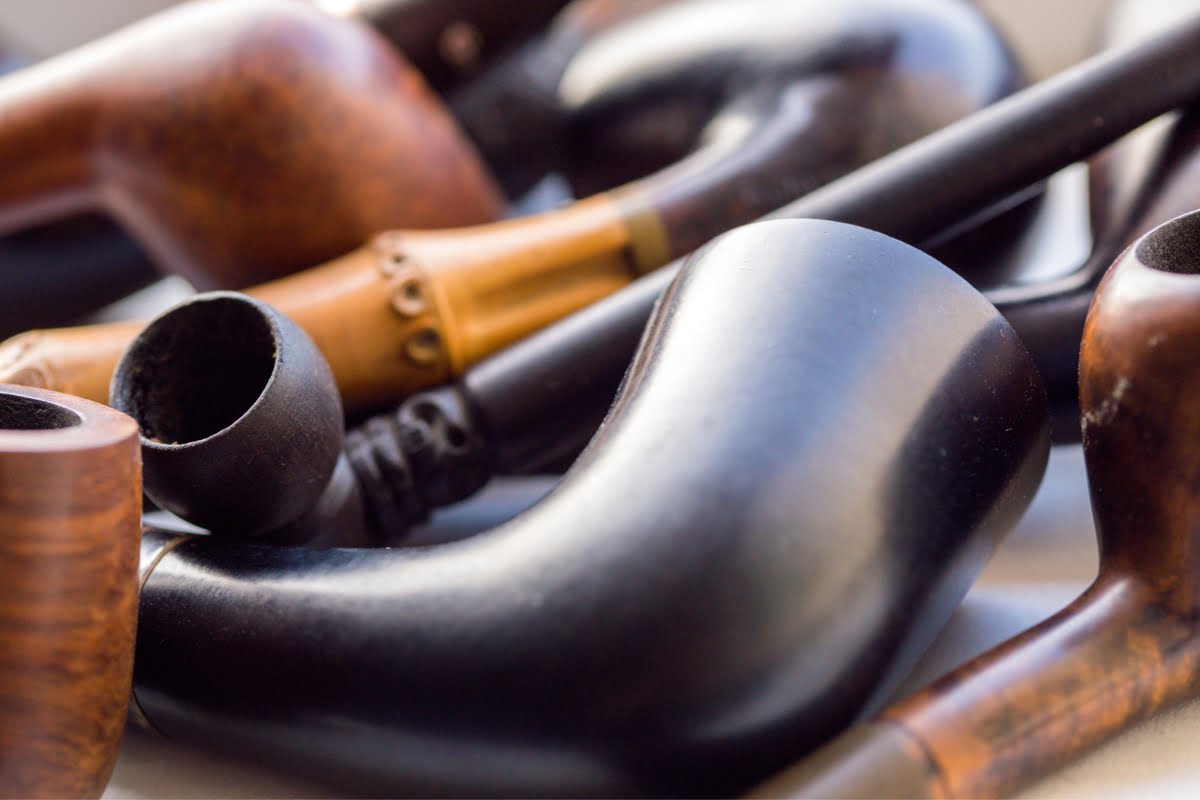Pipe Smoking Etiquette: Unveiling the Ancient Art of Sophisticated Pleasure